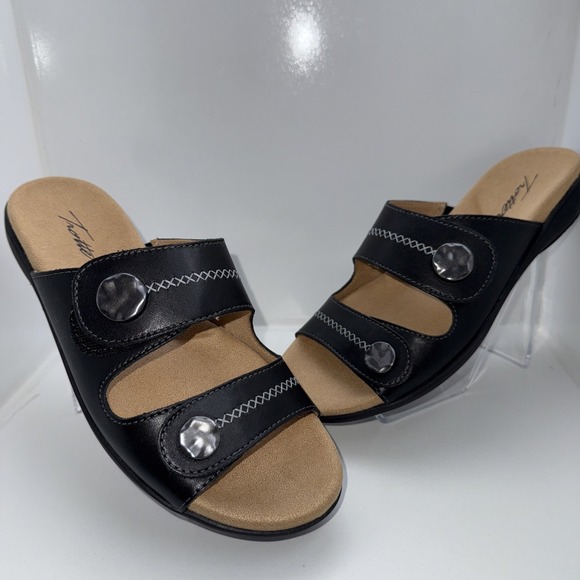 Women's Ruthie Stitch Leather Upper Adjustable Straps Sandals 7.5N - Picture 1 of 10